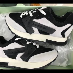 Off white And Dior shoes one Dior shirt